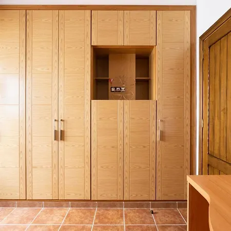 Home2book Charming Realejos *